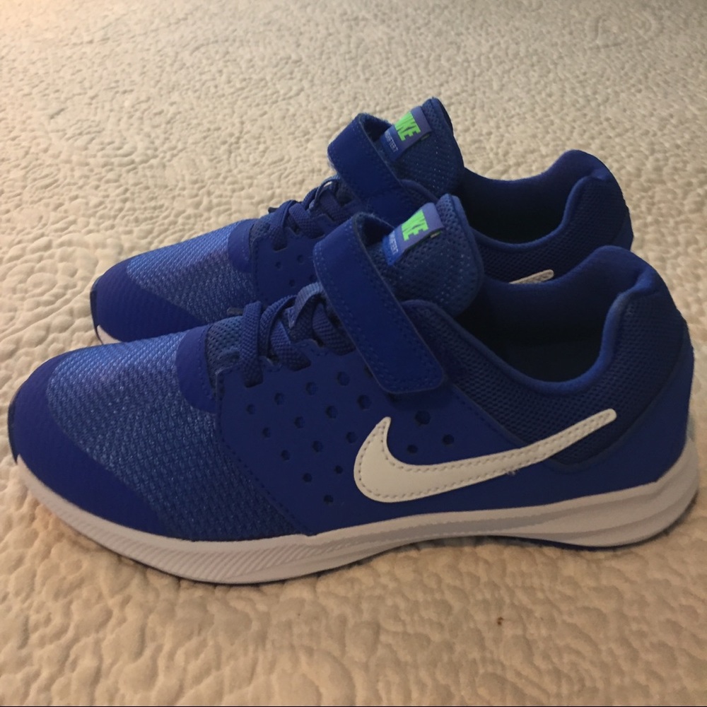 Boys Nike Downshifter 7